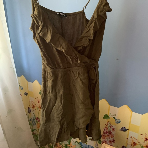 express olive green rouched romper - Picture 1 of 3